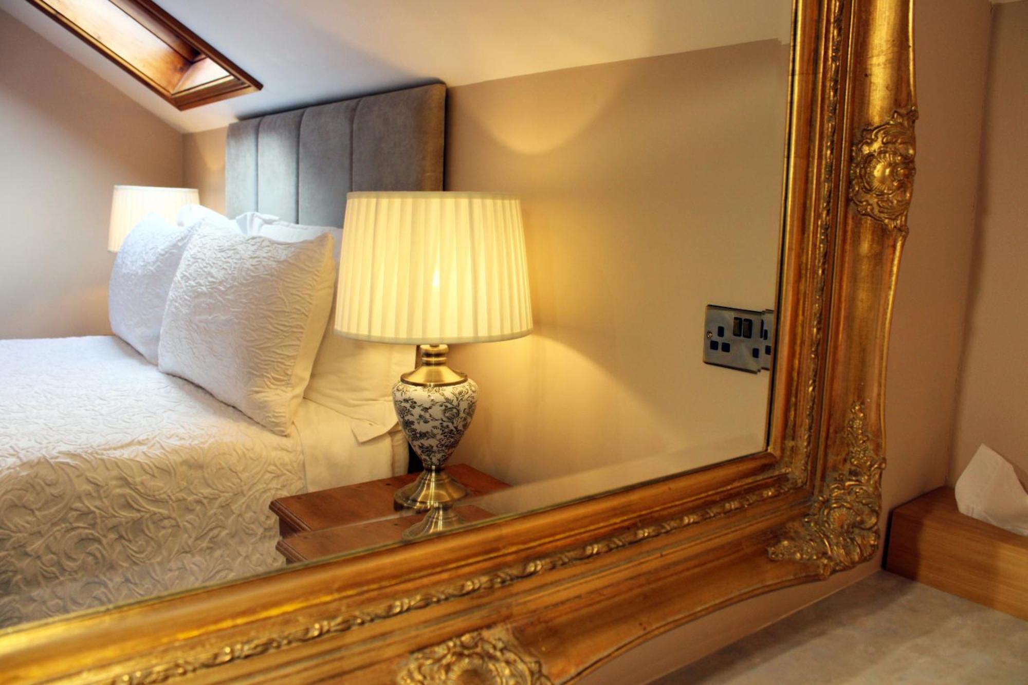 Bed & Breakfast Carnalbanagh House