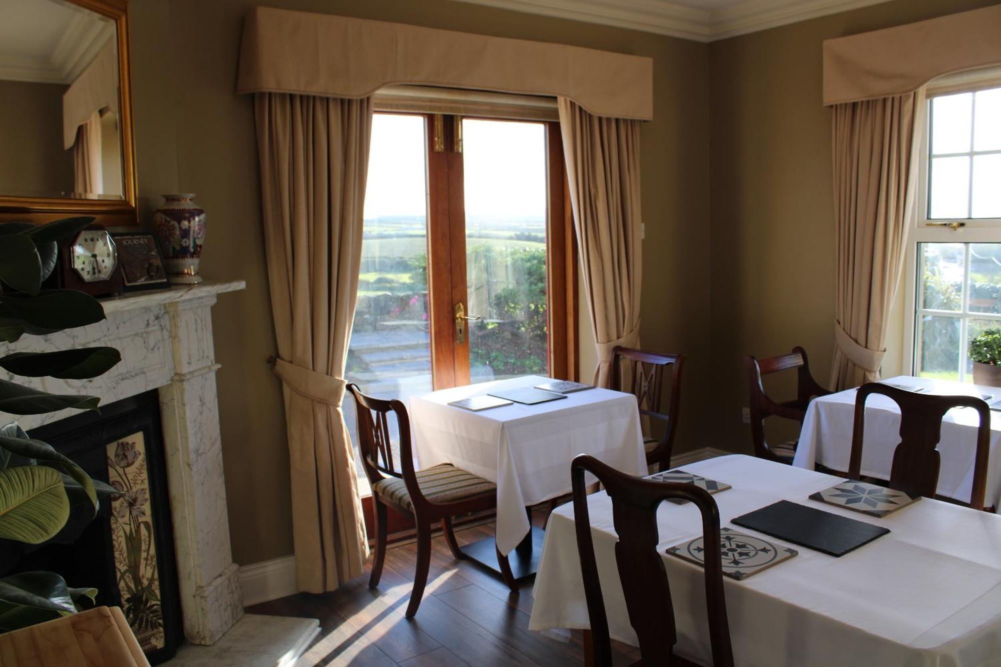 Carnalbanagh House Bed & Breakfast