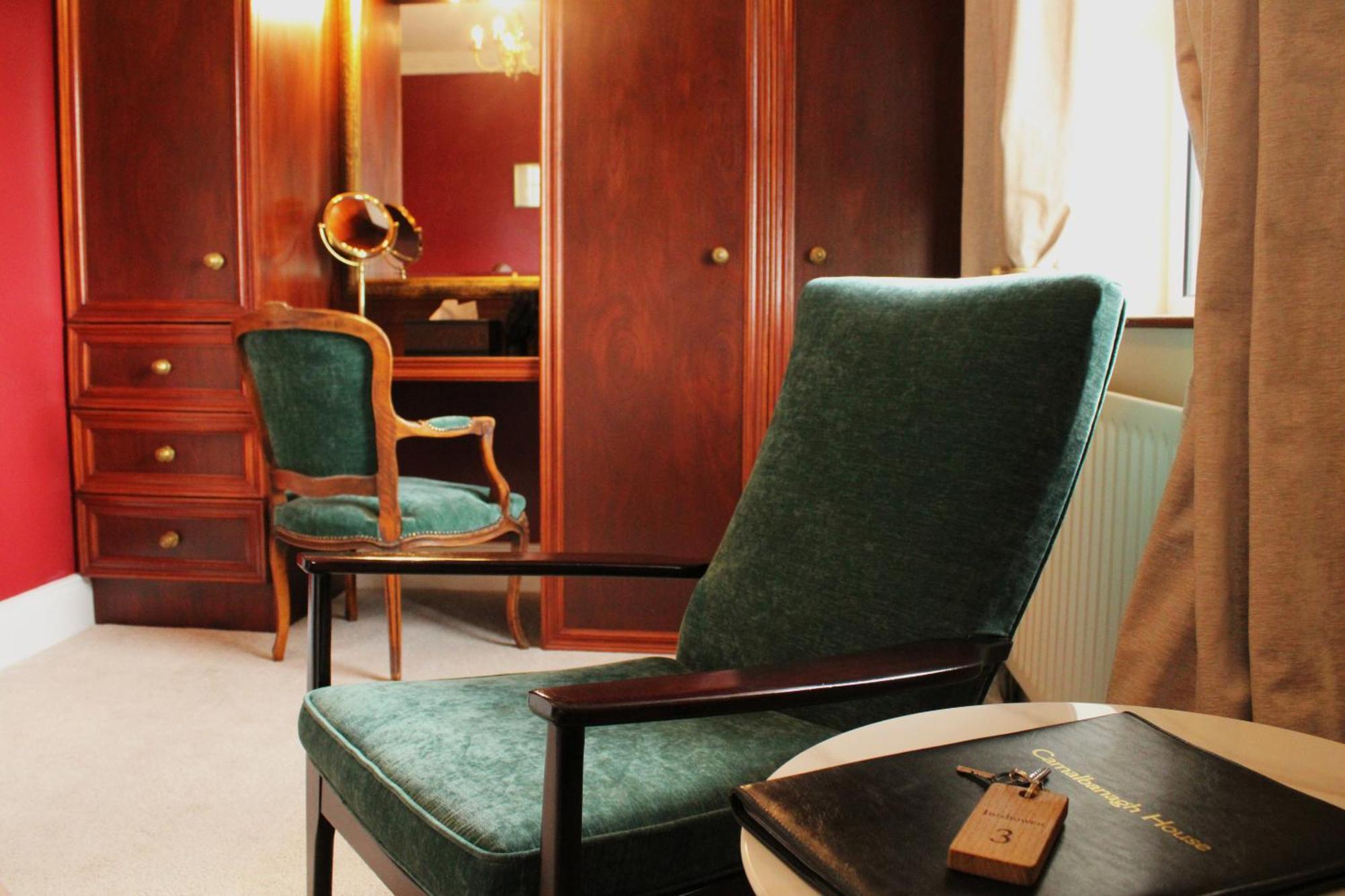Carnalbanagh House 3*