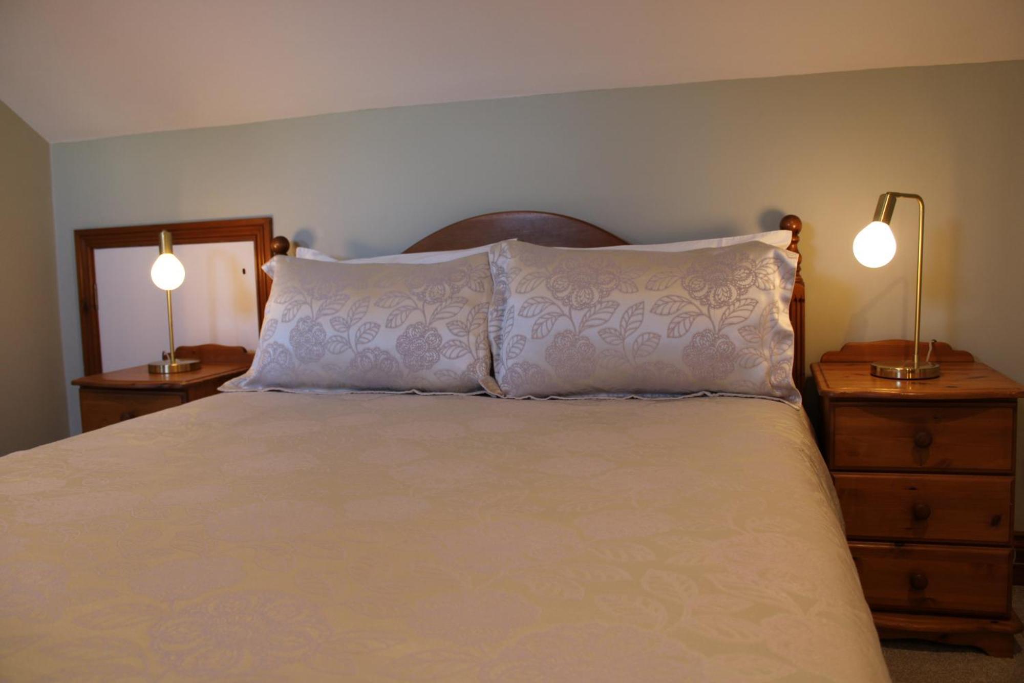 Carnalbanagh House Bed & Breakfast 3*