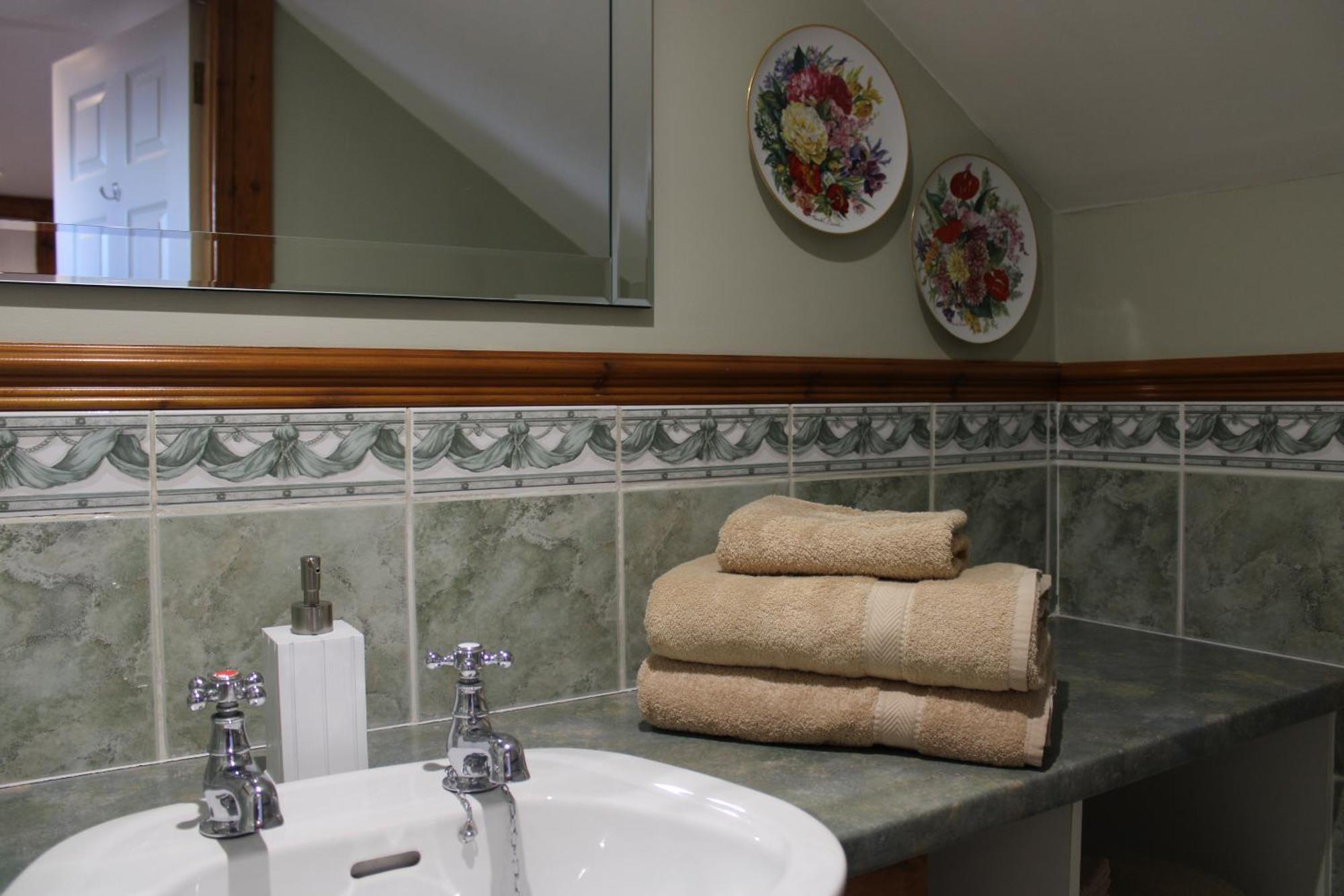Carnalbanagh House 3*